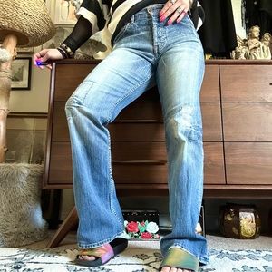 575 los angeles medium wash distressed boyfriend jeans w visible mending details